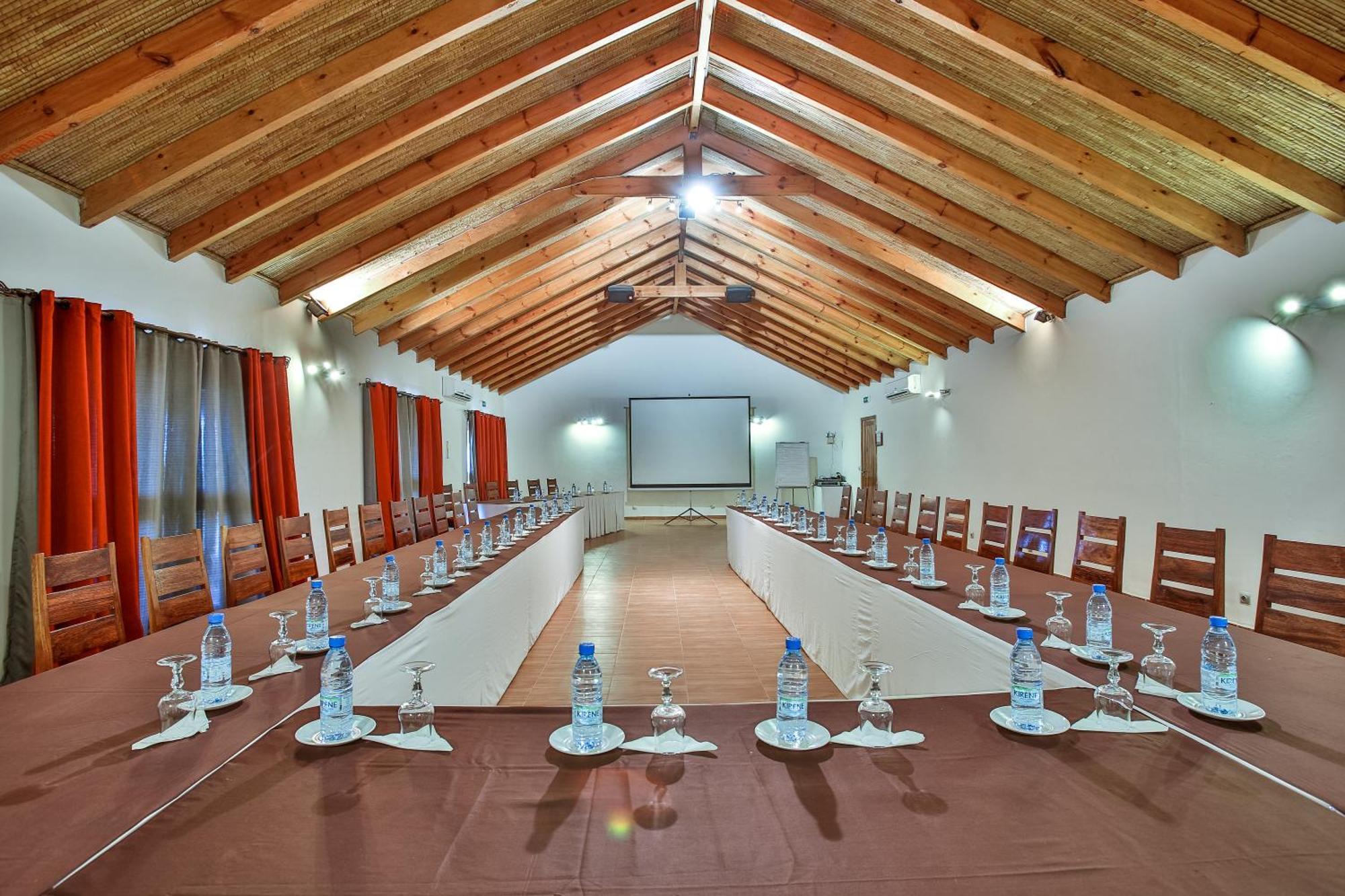 Royal Horizon Baobab Hotel Somone Exterior photo