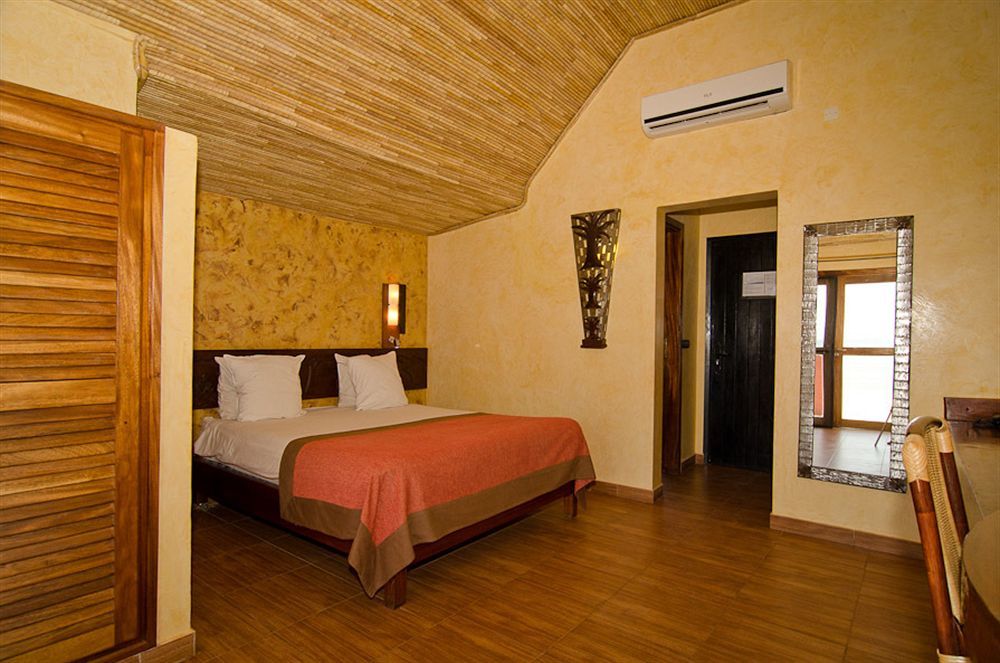 Royal Horizon Baobab Hotel Somone Exterior photo